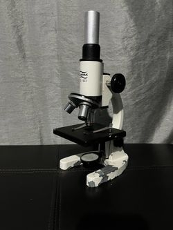 Microscope