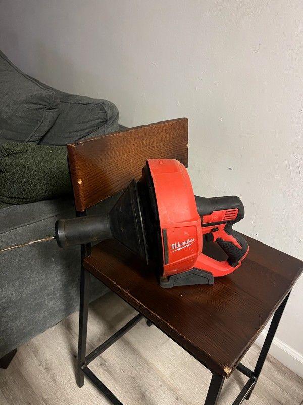 Milwaukee M12 Drain Snaik Tool Only 25ft $110 Firme Precio