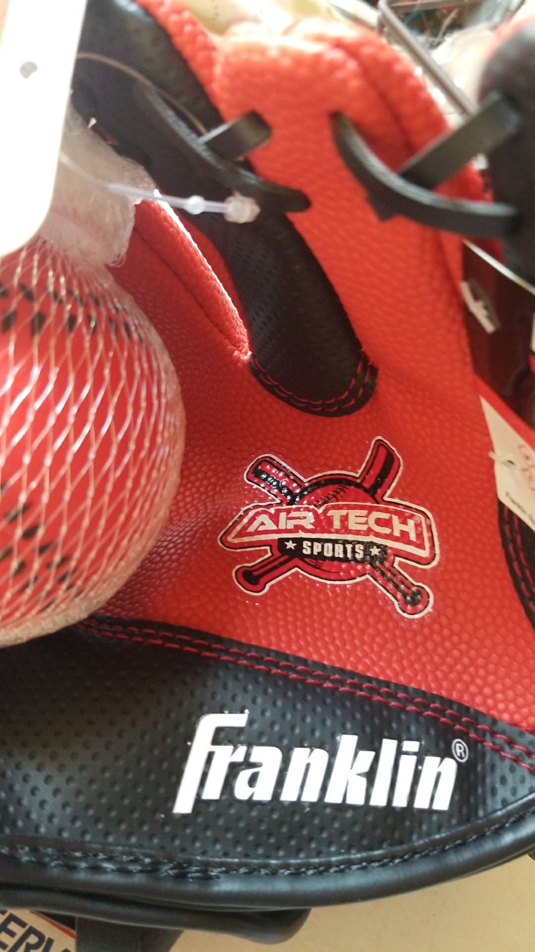 Franklin 8.5" Teeball Fielding Glove Air Tech Sports