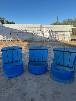 Horse Feeder(s)