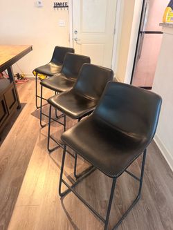 Set of 4 Black Faux Leather Bar Stools