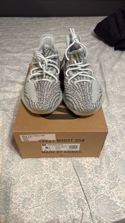 Yeezy 350 Bluetints