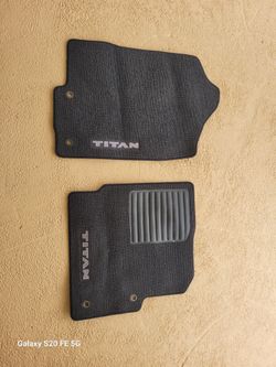 Nissan Titan front floor mats 2016-2020