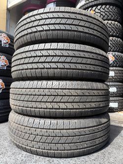 Set Goodyear 255 70 R17