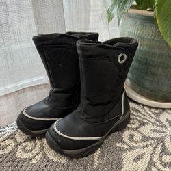 Snow Boots