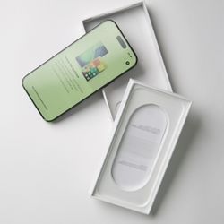 Unlocked iPhone 16 Pro Max 1TB Space Gray