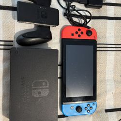 Nintendo Switch 