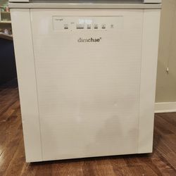 Kimchi Refrigerator 