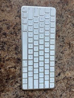 Apple Magic Keyboard