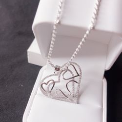 Women’s Chain & Pendent