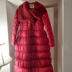 Gorgeous, Red long Down coat. New. Size Small.