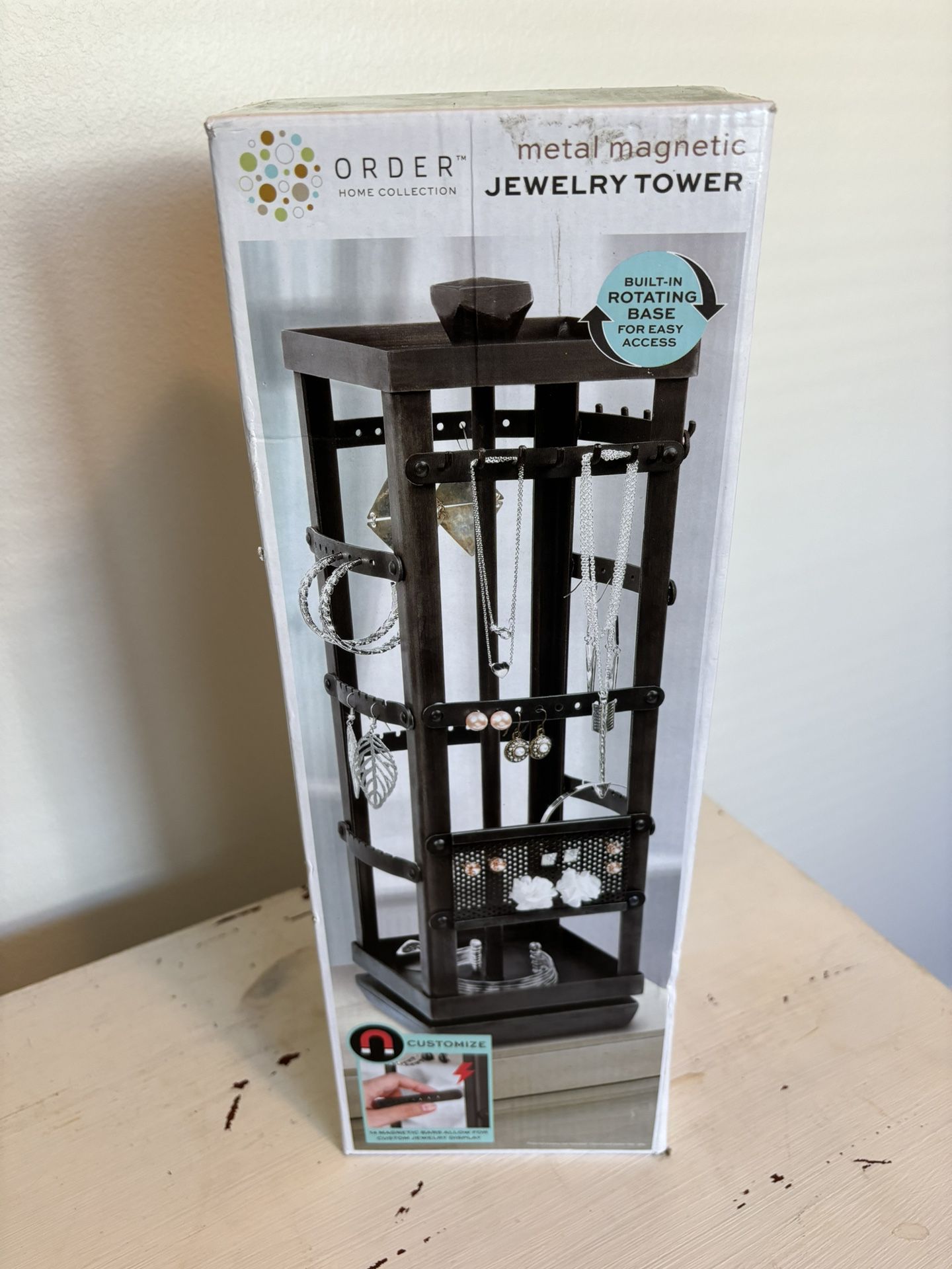 Jewelry Tower