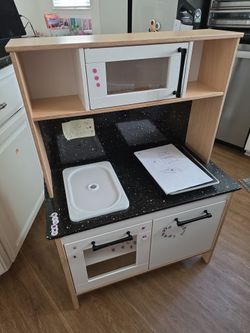 Toddler Play Kitchen IKEA, Assembled with black lining