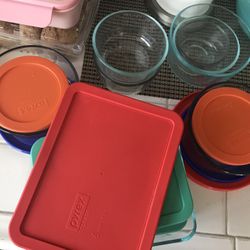 Pyrex Food Storage