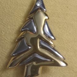 Liz Claiborne Vintage Silver And Gold Two Tone Christmas Tree Brooch 