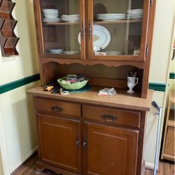 Furniture Clean Out 