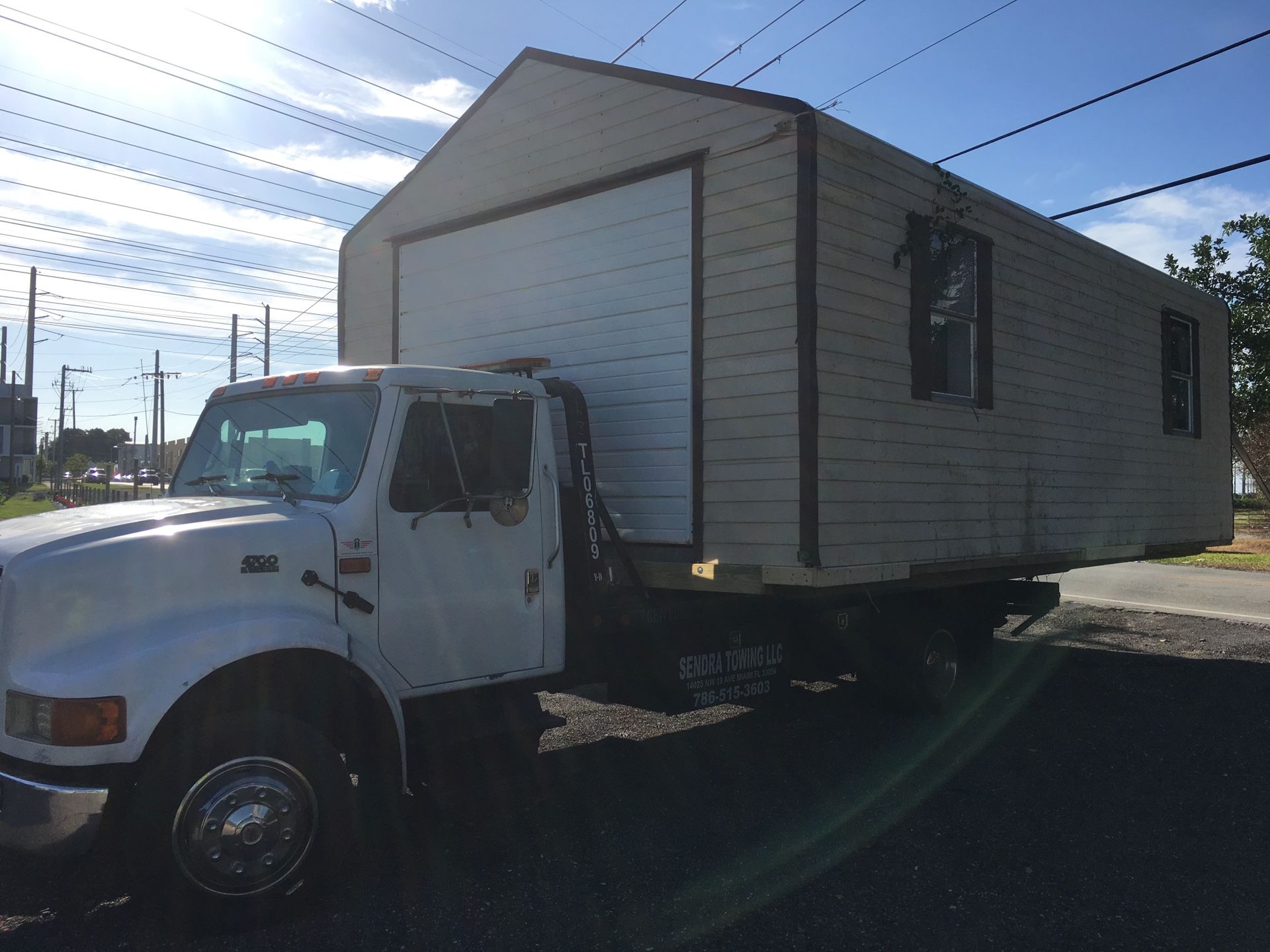 Shed relocated,,, movemo casita de patio