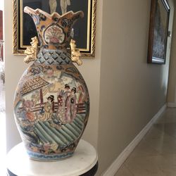 Chinese Antique Vase