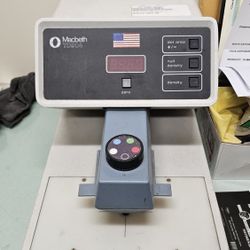 Macbeth TD 904 densitometer. 