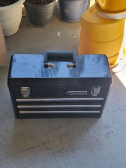 Tool chest