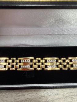 14k bracelet 28.1 grams with diamonds