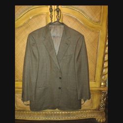 Guy La Ferrera, Men's Plaid Cashmere and Wool Sport Coat by  Designer Zegna. Size 40L. Retails For 4,000.00.