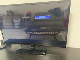 TV,COUCH,TV STAND,TABLES