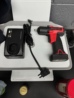 Snap-on 14.4V Cordless Impact Driver 3/8 in Chuck w/ Battery & Charger