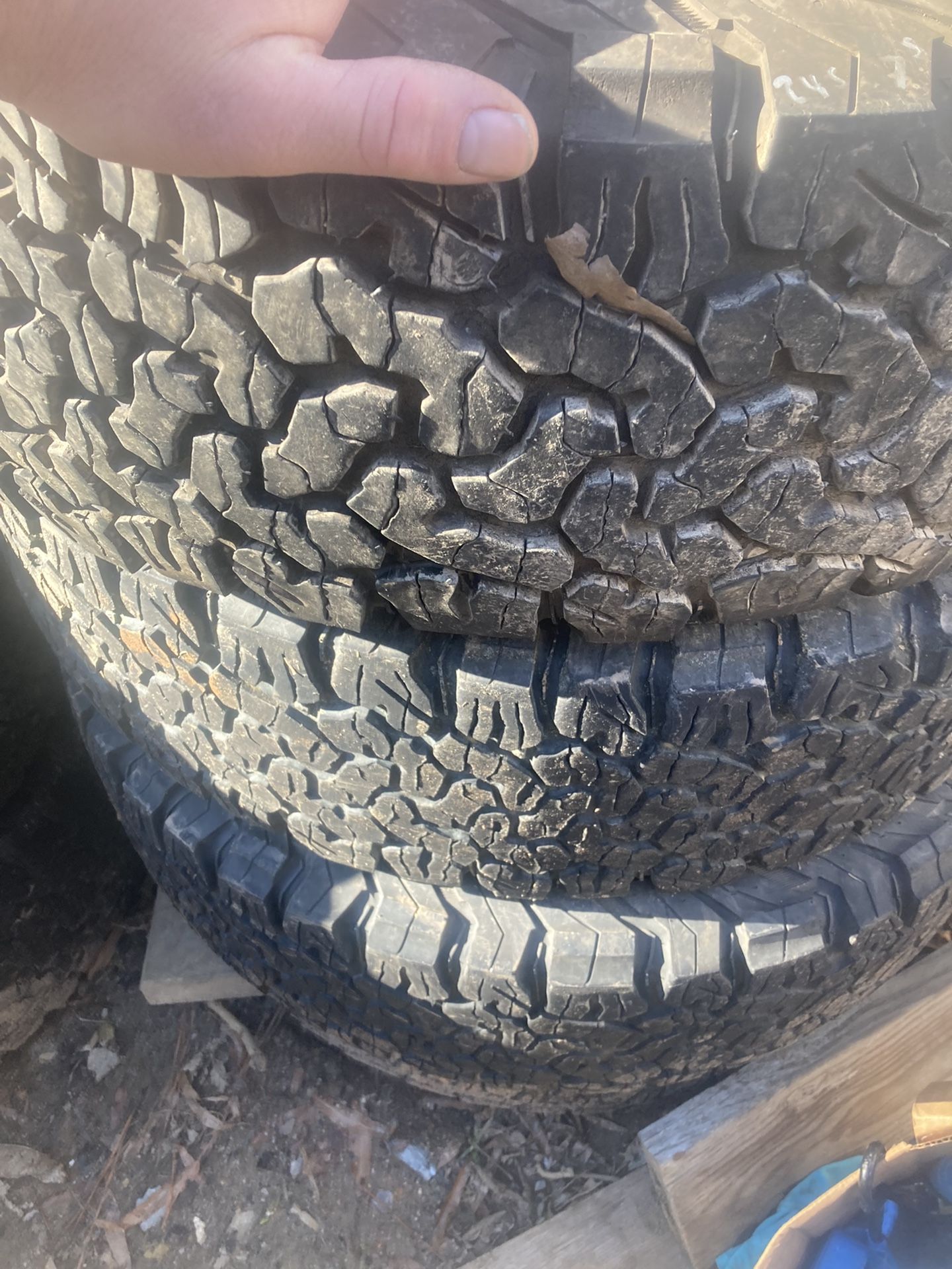 Truck Tires 35 S 37 33 S