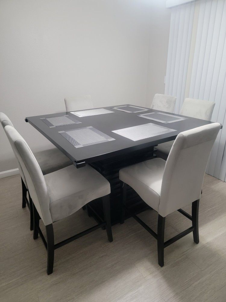 Dinning Table
