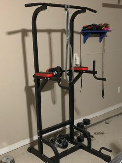 Like New Power Tower Pull-Up & Dip Station