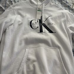 Men’s Calvin Klein sweater size L