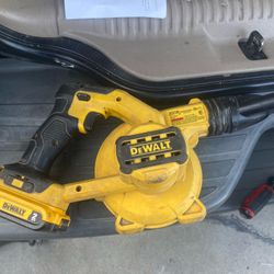 Used  Dewalt Blower