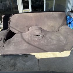Free couch set