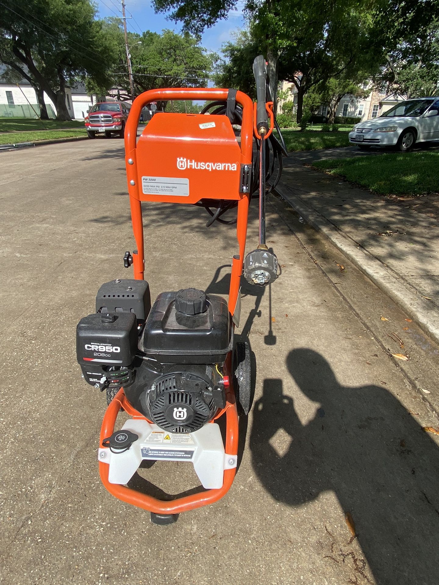 Husqvarna PW3200 220.6 Bar Cold Water Pressure Washer