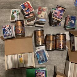 1000’s Of Sports Cards 