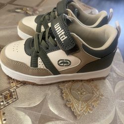 Zapatitos nuevos size nueve muy bonitos