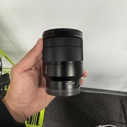 Sony 24-70 F4 Vario-Tessar Len 