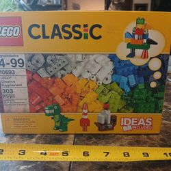 
Collectible Classic  Lego Creative Supplement  303 Pieces.

The Collectible Classic LEGO Creative Supplement includes 303 pieces, perfect for adding 