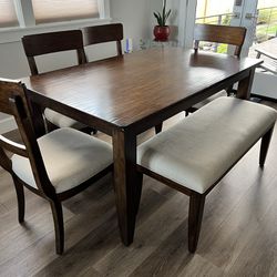 Lazy boy Dining Room Table