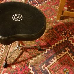 Roc N Soc Drum Throne