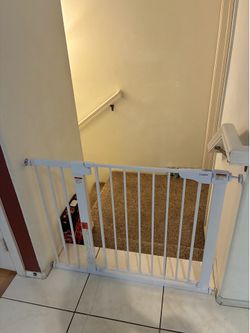 Cumbor 30”-46” Tension Gate