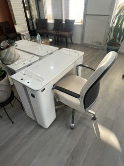 3 Chair And Table Set