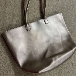 Women Bag Rose Gold ‼️ Check Out My Selling List For More ! 