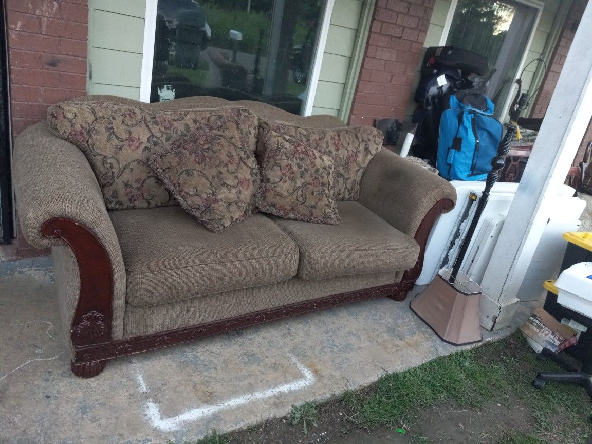 Nice Sturdy Sealy Couch With Pillows Real Soft