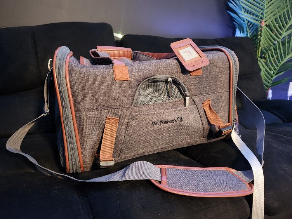 Pet Carrier (High End)