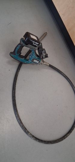 Concrete  vibrator marital battery