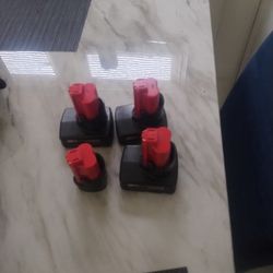 Milwaukee 4 Pack Battery For Tools 