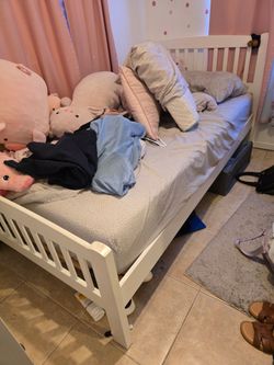 Twin bed set