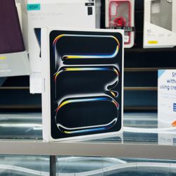 iPad Pro 13in M4 Chip WiFi Cell 1TB 